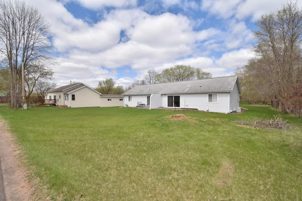7721 Lake Street Siren, WI 54872