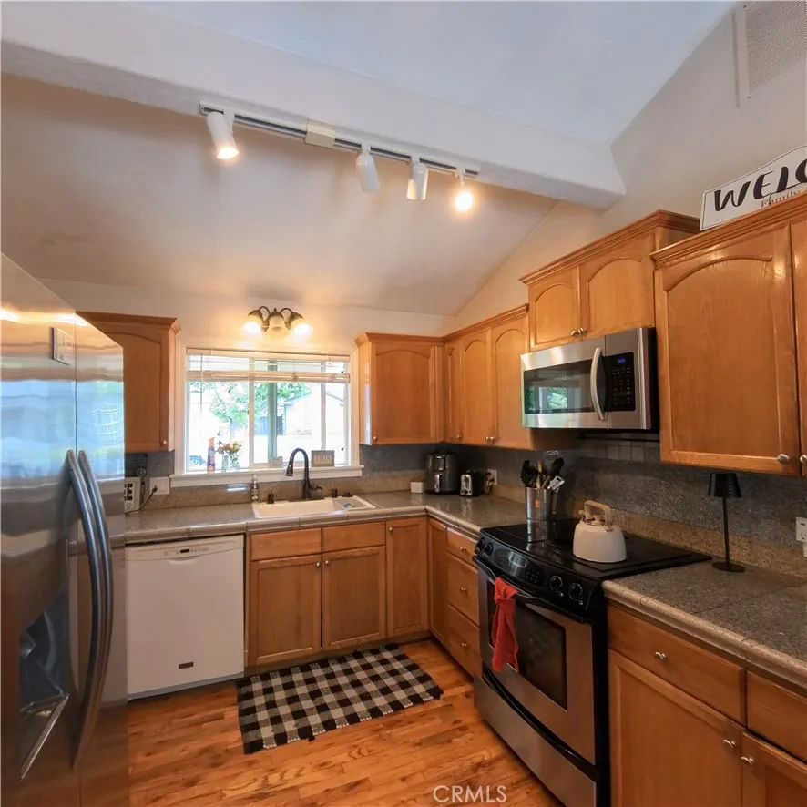 18237 Hidden Valley Hidden Valley Lake, CA 95467