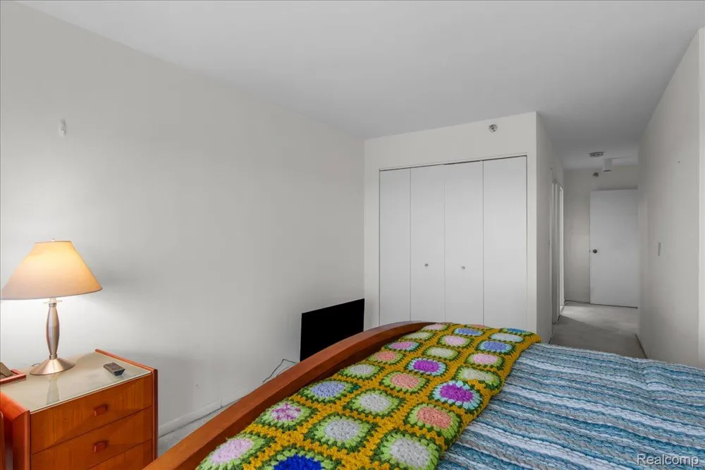 5000 Town Center #3303-3304 Southfield City, MI 48075