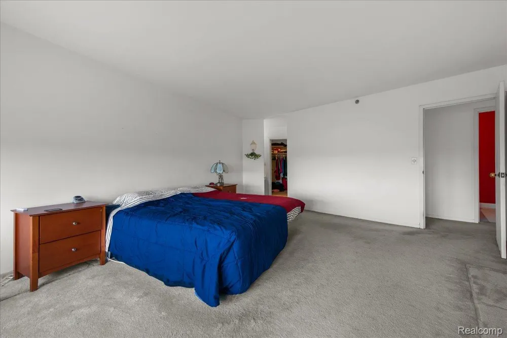 5000 Town Center #3303-3304 Southfield City, MI 48075