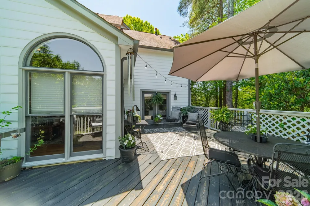 11043 Seven Coves Drive Tega Cay, SC 29708