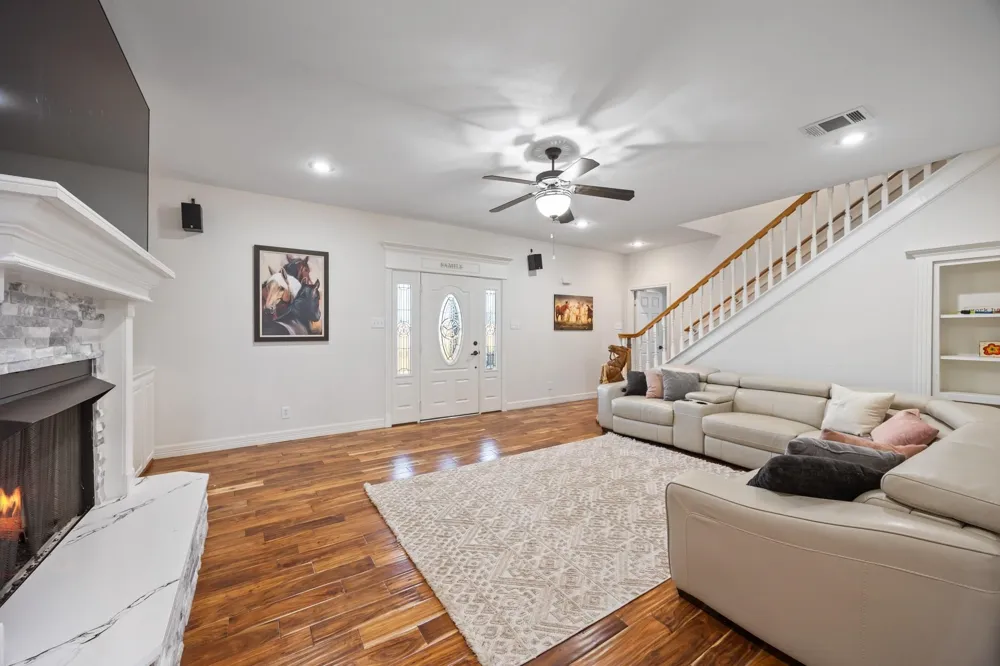 6880 County Road 4042 Kemp, TX 75143