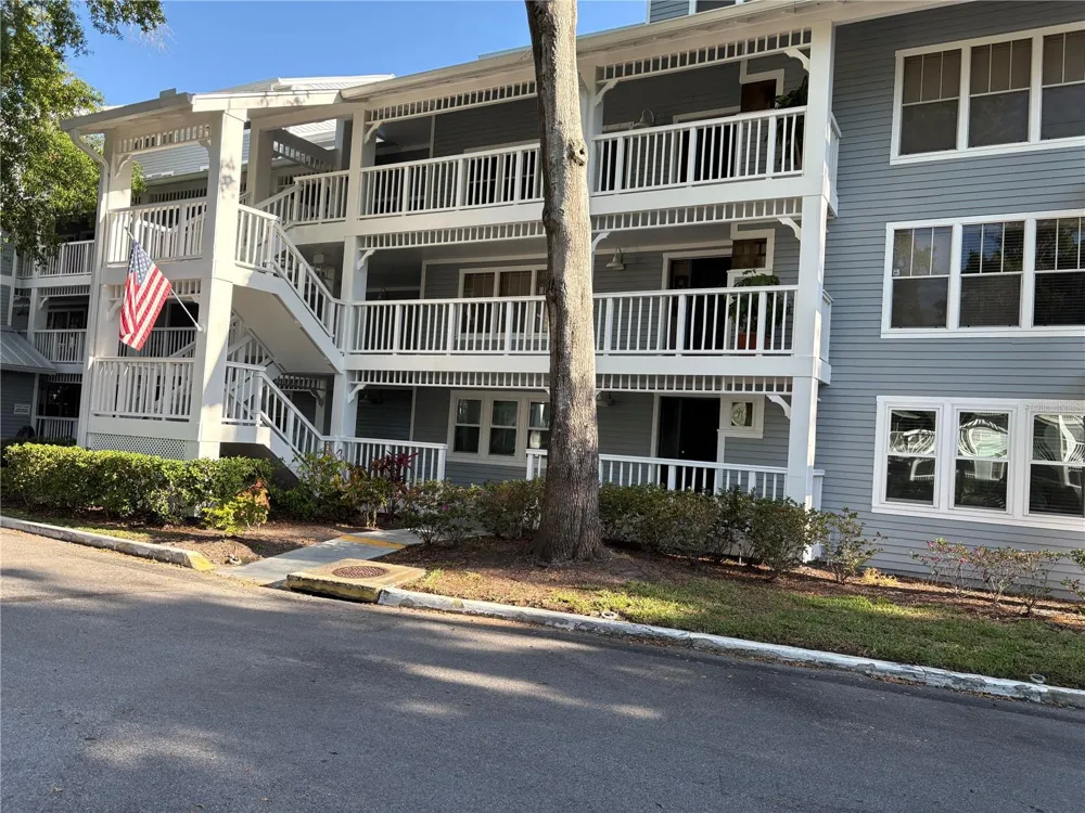 2511 2511 DOLLY BAY DRIVE #102 Palm Harbor, FL 34684