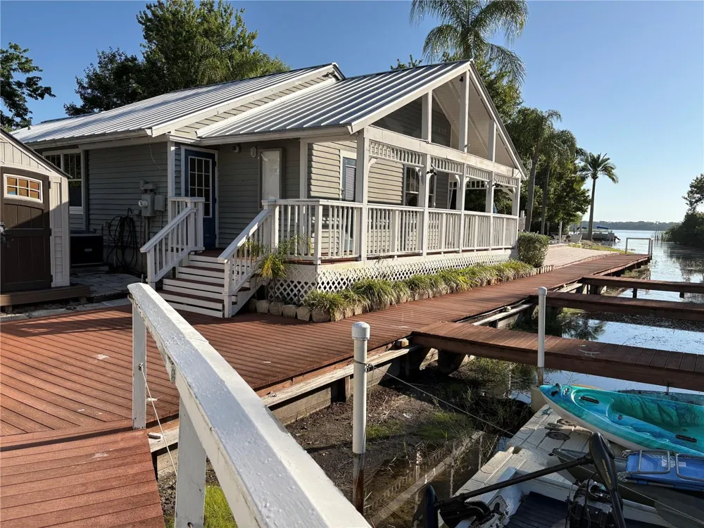 2511 2511 DOLLY BAY DRIVE #102 Palm Harbor, FL 34684