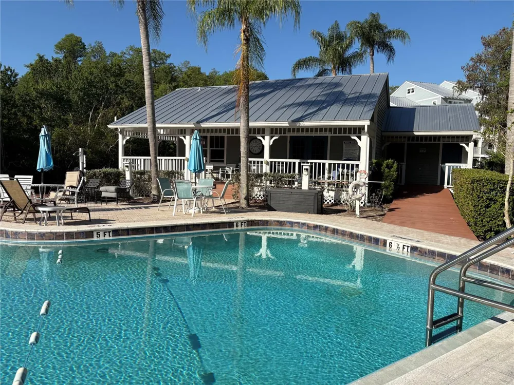 2511 2511 DOLLY BAY DRIVE #102 Palm Harbor, FL 34684