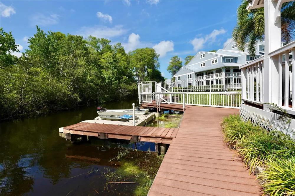 2511 2511 DOLLY BAY DRIVE #102 Palm Harbor, FL 34684