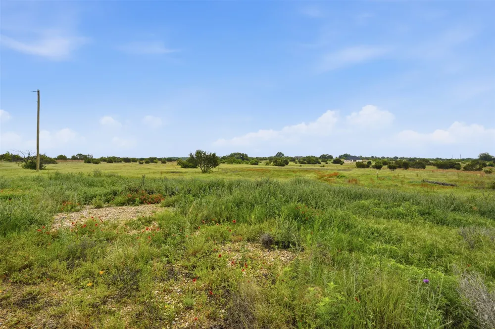 502 Hollow Drive Lipan, TX 76048