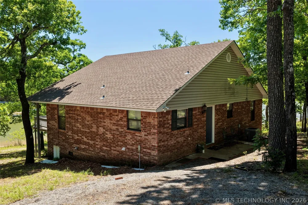 424808 E 1166 ROAD Eufaula, OK 74432