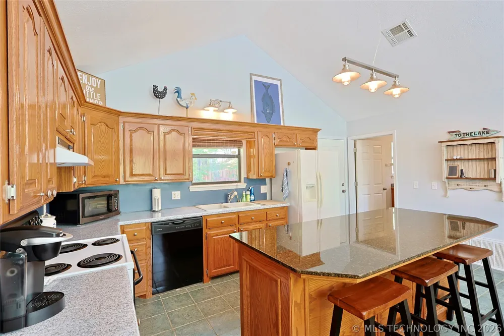 424808 E 1166 ROAD Eufaula, OK 74432