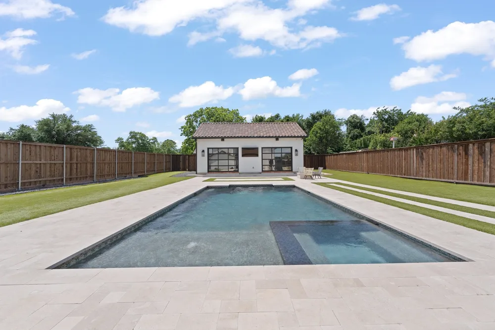 613 Wildcat Way Kennedale, TX 76060