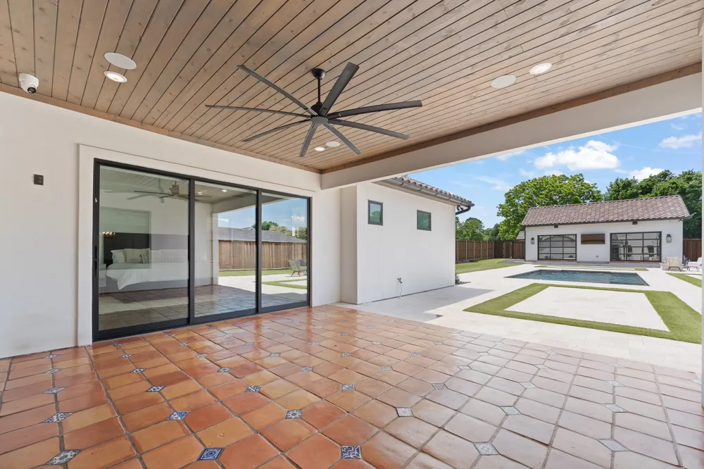 613 Wildcat Way Kennedale, TX 76060