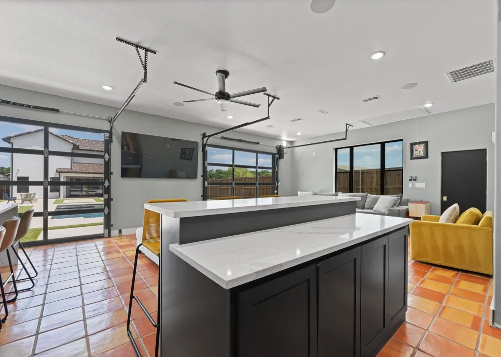 613 Wildcat Way Kennedale, TX 76060