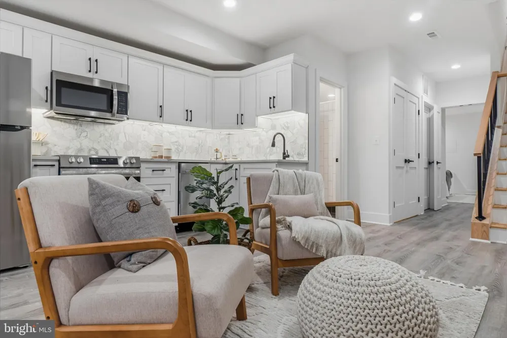 3461 KESWICK ROAD Baltimore, MD 21211