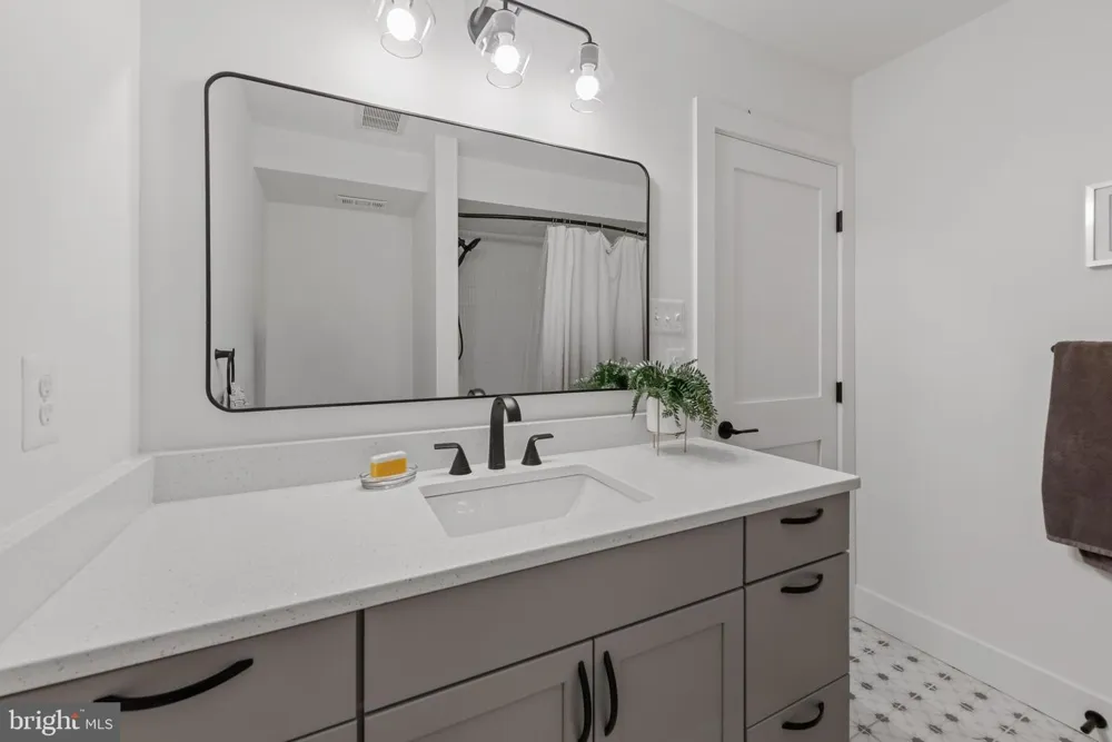 3461 KESWICK ROAD Baltimore, MD 21211