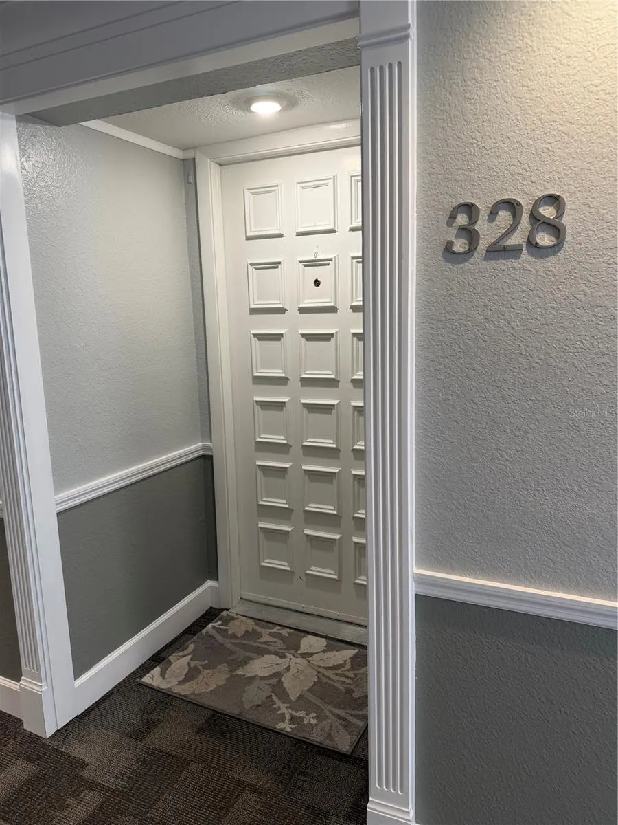 328 MARINER DRIVE #328 Tarpon Springs, FL 34689