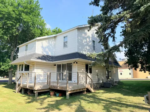 451 Paul Avenue