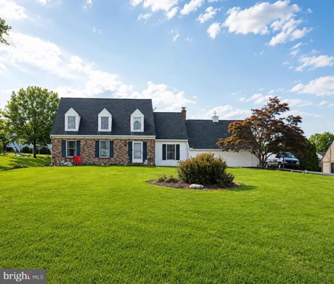 1808 BLACKLATCH LANE