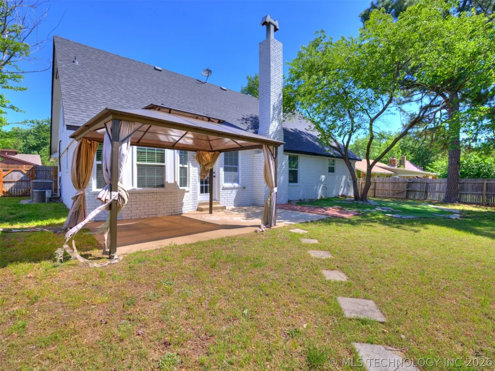 2509 W Broadway Street Broken Arrow, OK 74012