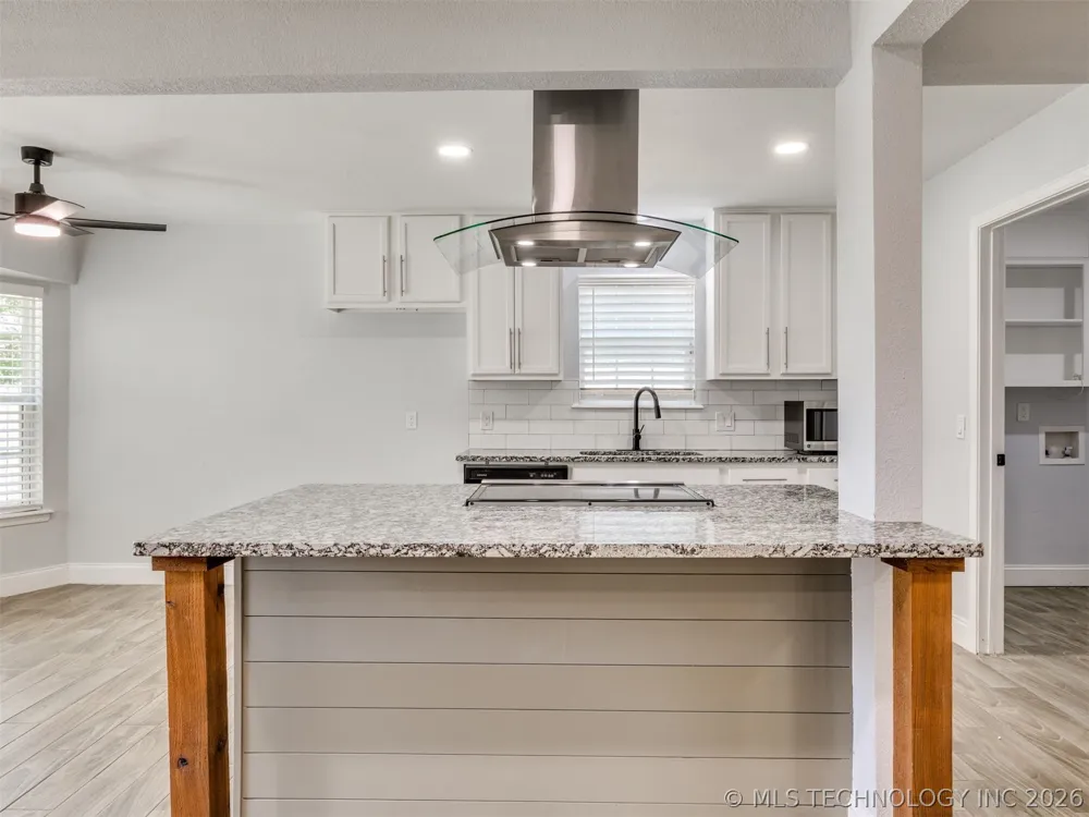 2509 W Broadway Street Broken Arrow, OK 74012