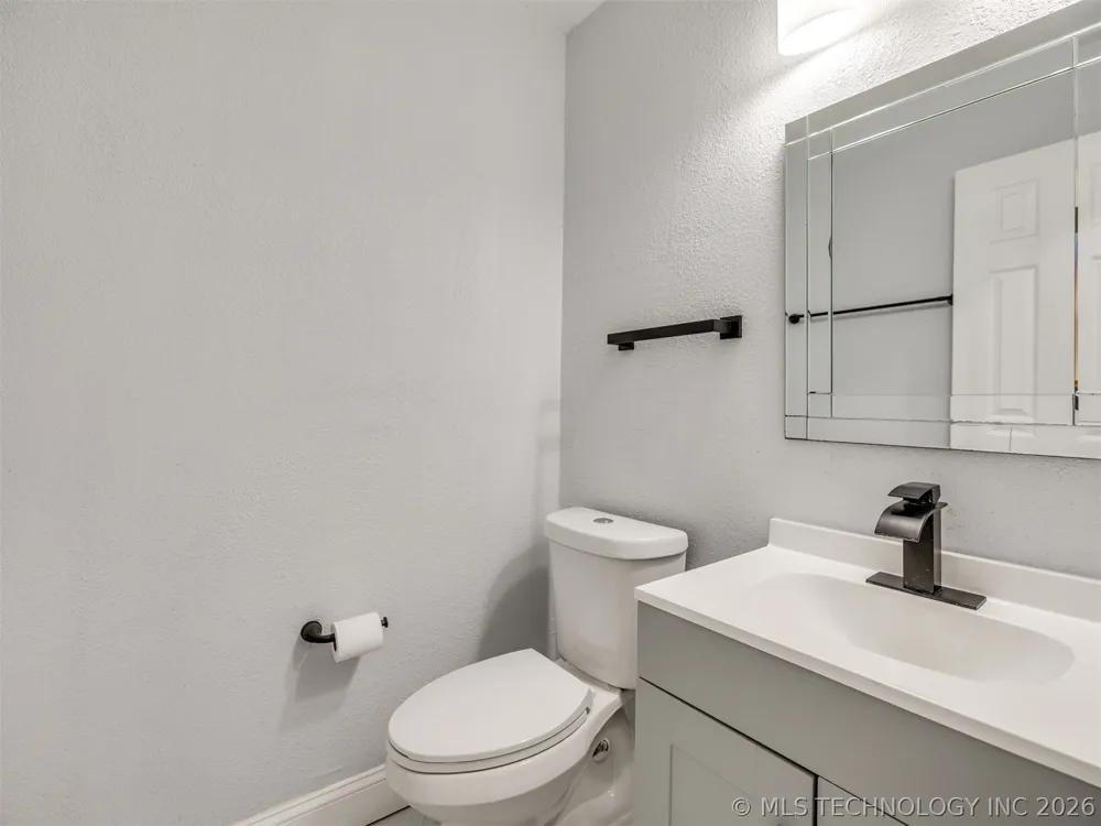 2509 W Broadway Street Broken Arrow, OK 74012