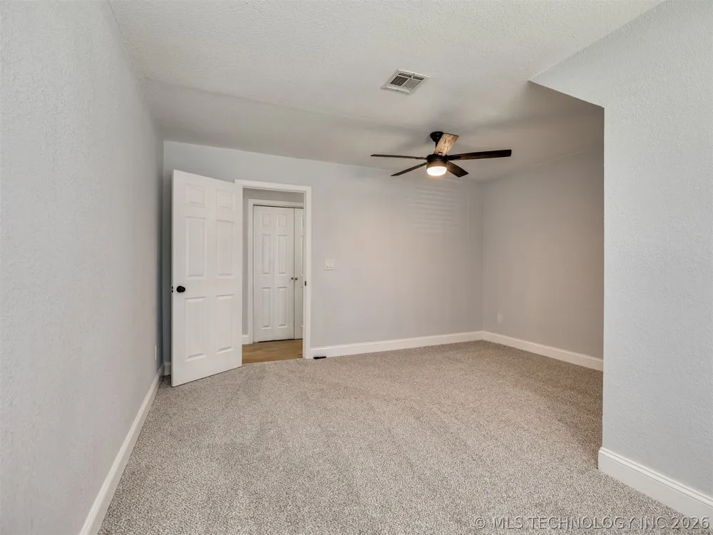 2509 W Broadway Street Broken Arrow, OK 74012