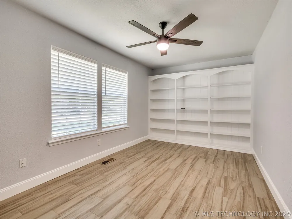 2509 W Broadway Street Broken Arrow, OK 74012