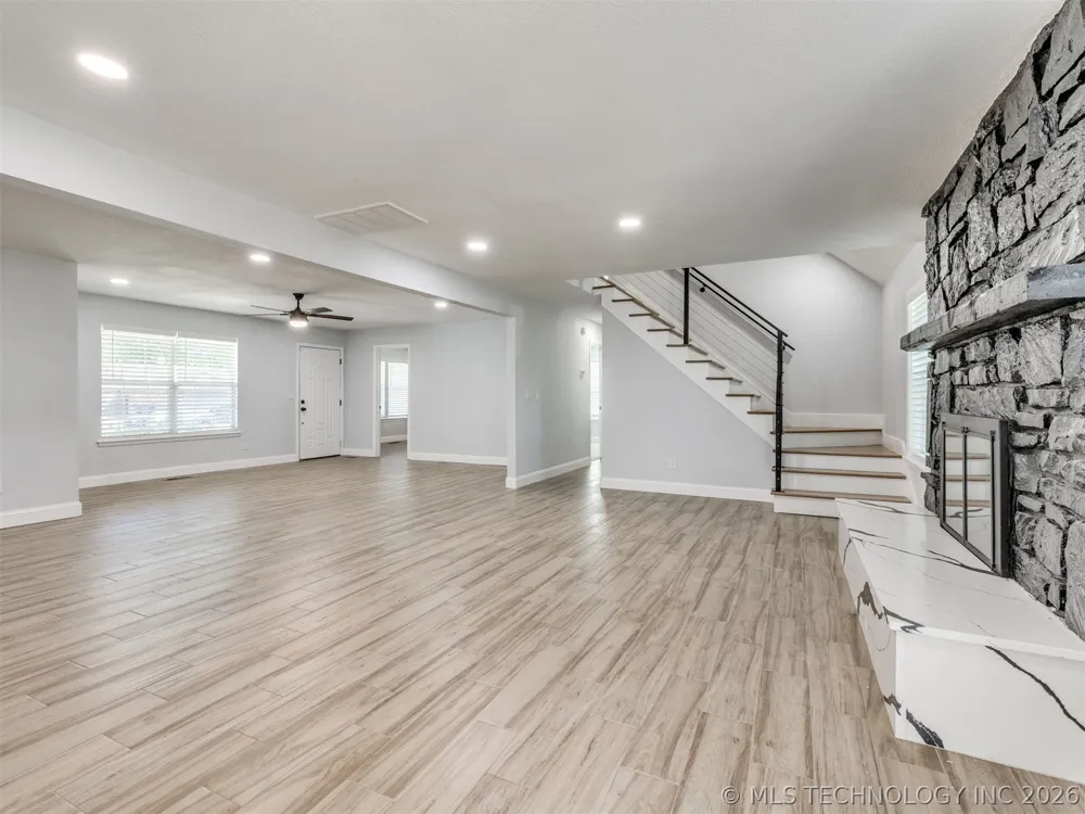 2509 W Broadway Street Broken Arrow, OK 74012