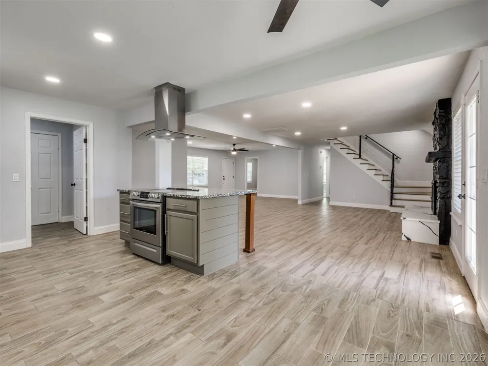 2509 W Broadway Street Broken Arrow, OK 74012