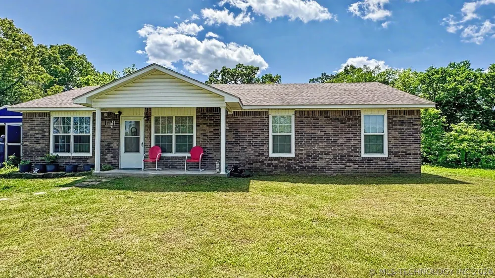 83248 S 4670 ROAD Stilwell, OK 74960