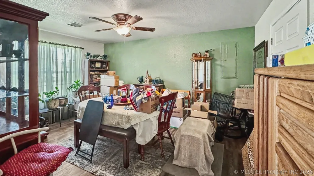 83248 S 4670 ROAD Stilwell, OK 74960