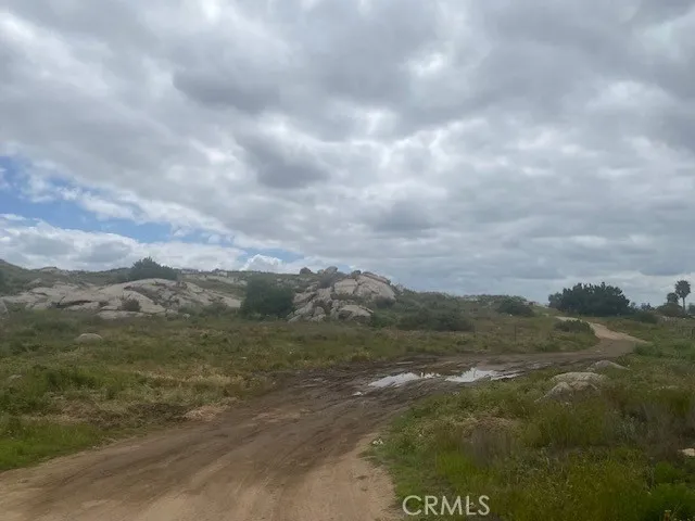 Yucca Rd Perris, CA 92570