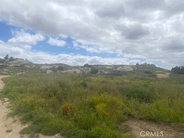 Yucca Rd Perris, CA 92570