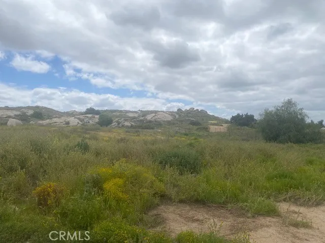 Yucca Rd Perris, CA 92570