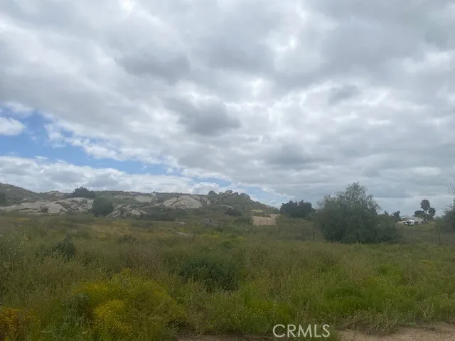 Yucca Rd Perris, CA 92570