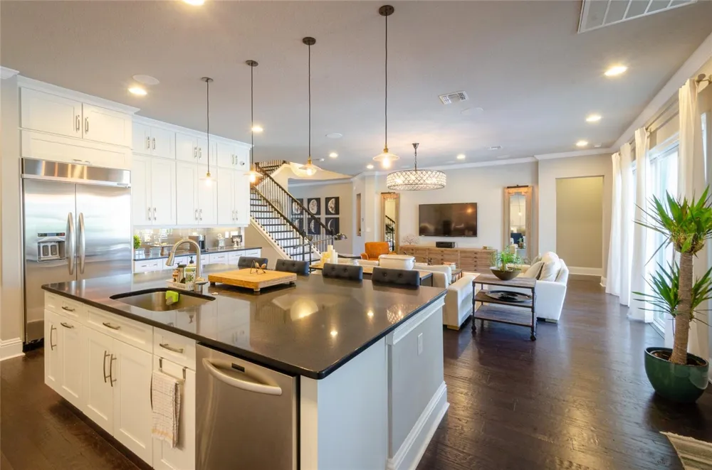 8539 PIPPEN DRIVE Orlando, FL 32836