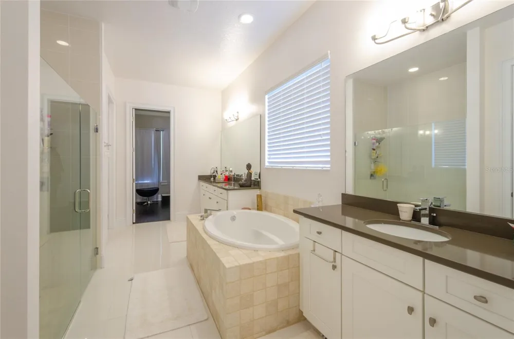 8539 PIPPEN DRIVE Orlando, FL 32836