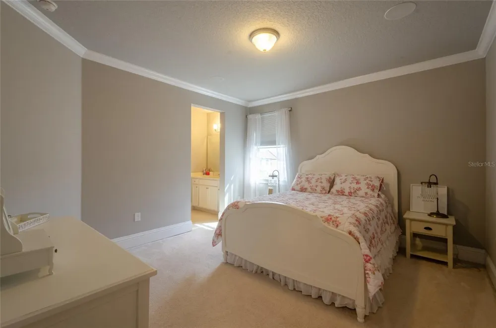 8539 PIPPEN DRIVE Orlando, FL 32836