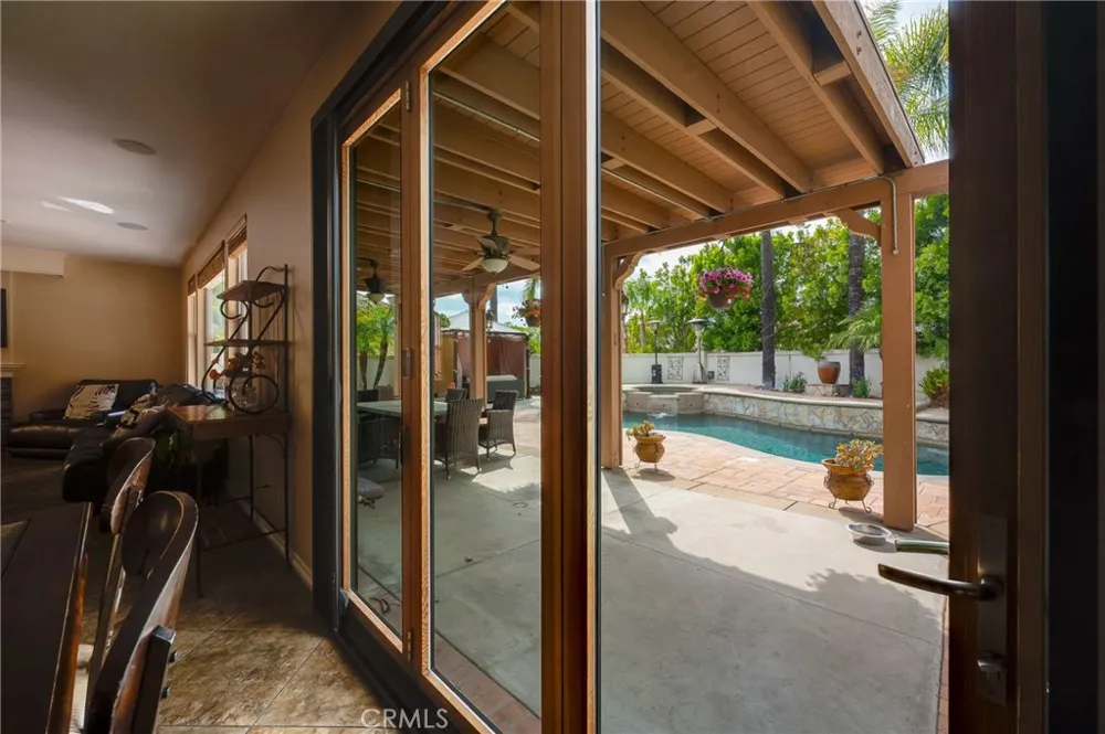 6137 Ridgemont La Verne, CA 91750