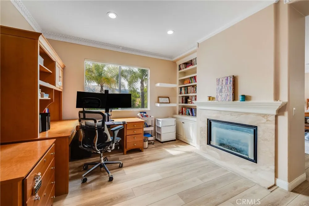 6137 Ridgemont La Verne, CA 91750