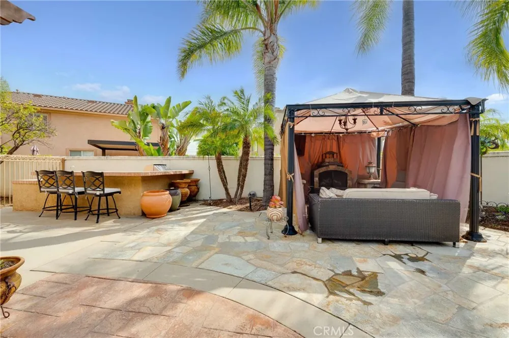 6137 Ridgemont La Verne, CA 91750