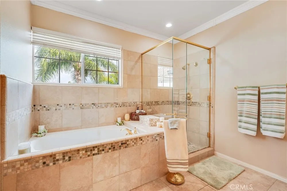 6137 Ridgemont La Verne, CA 91750