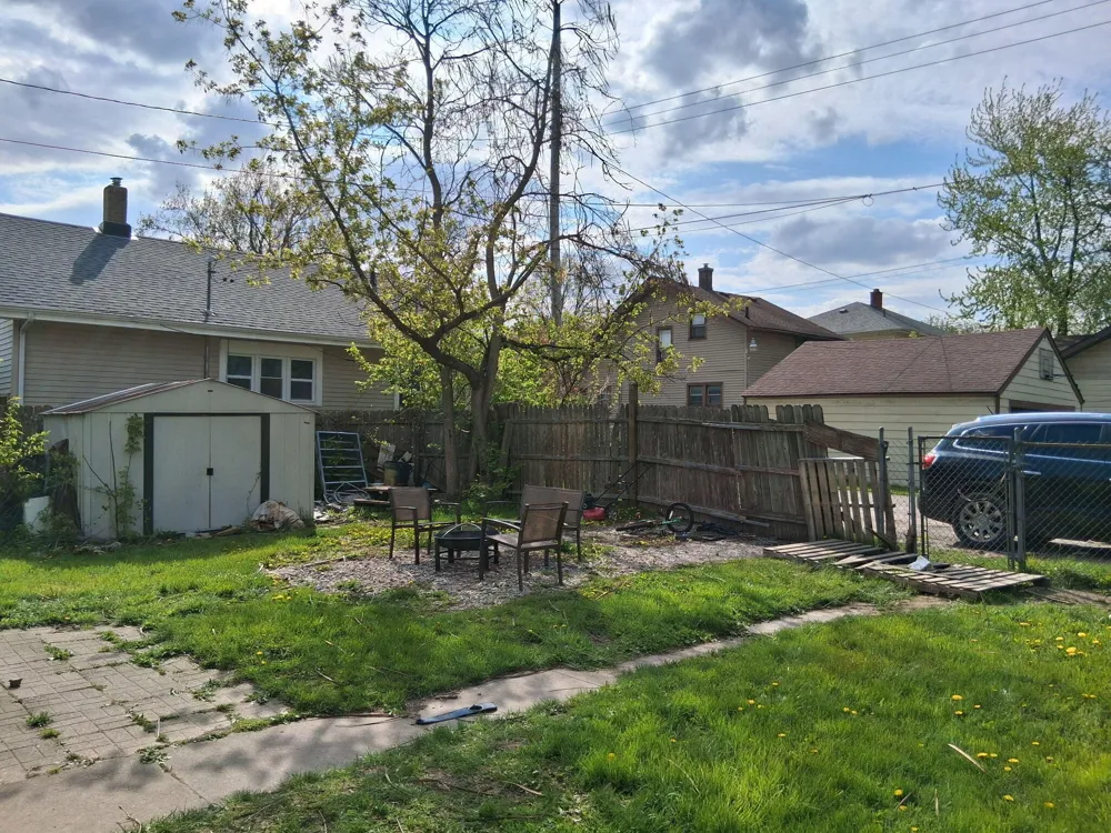 1009 Bond Street Saginaw, MI 48602