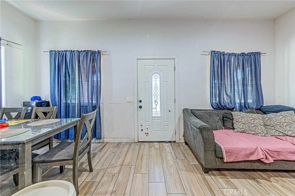 1060 S Rebecca Pomona, CA 91766
