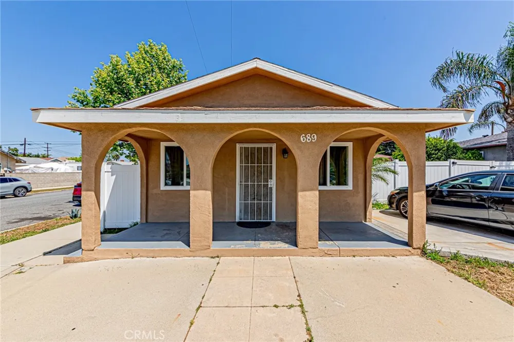 1060 S Rebecca Pomona, CA 91766