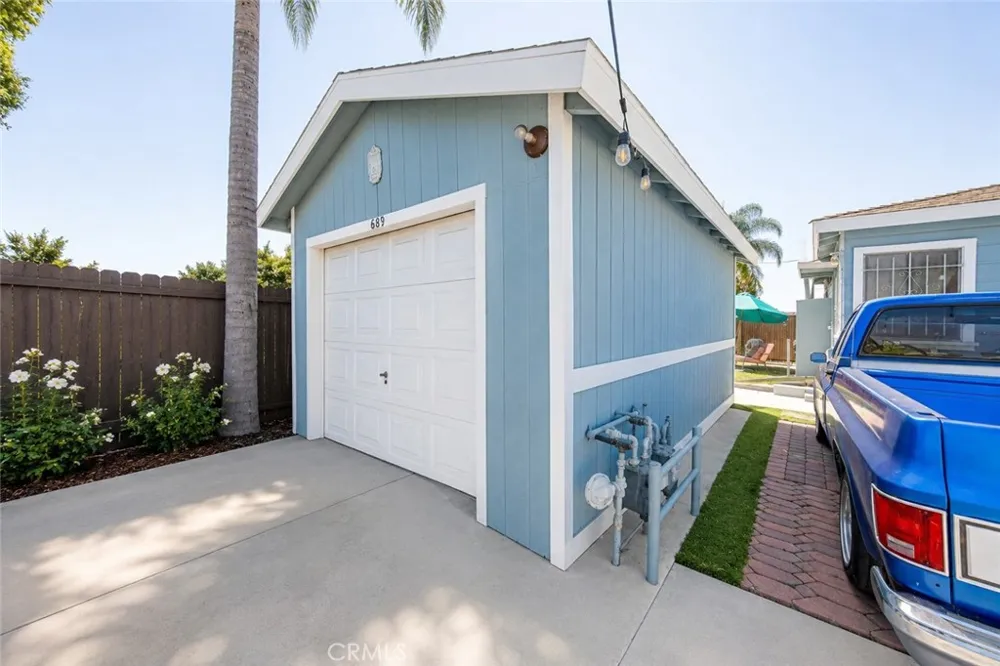 1060 S Rebecca Pomona, CA 91766