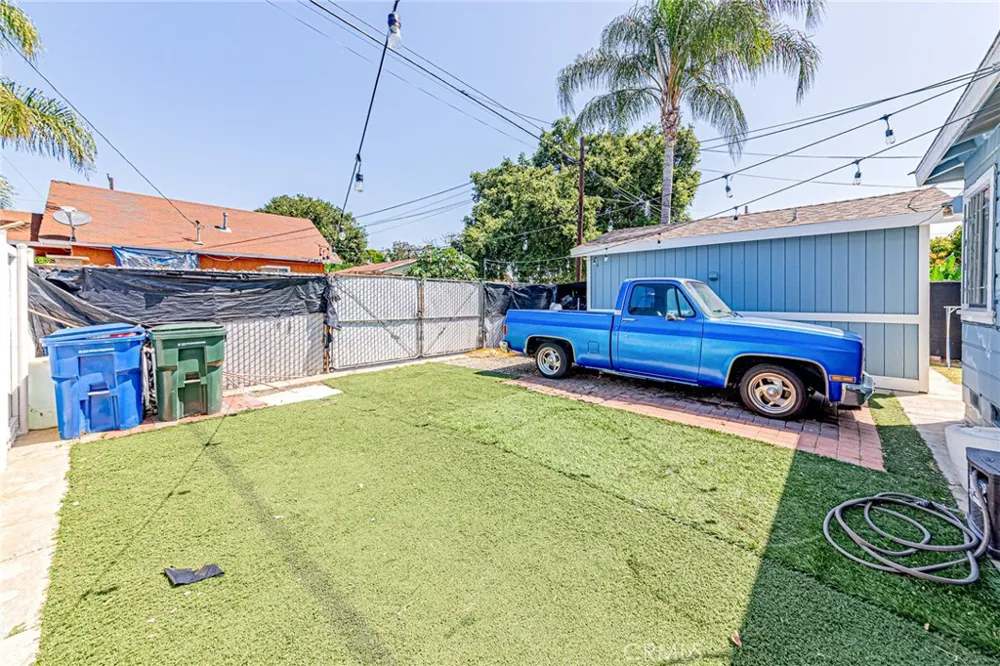 1060 S Rebecca Pomona, CA 91766