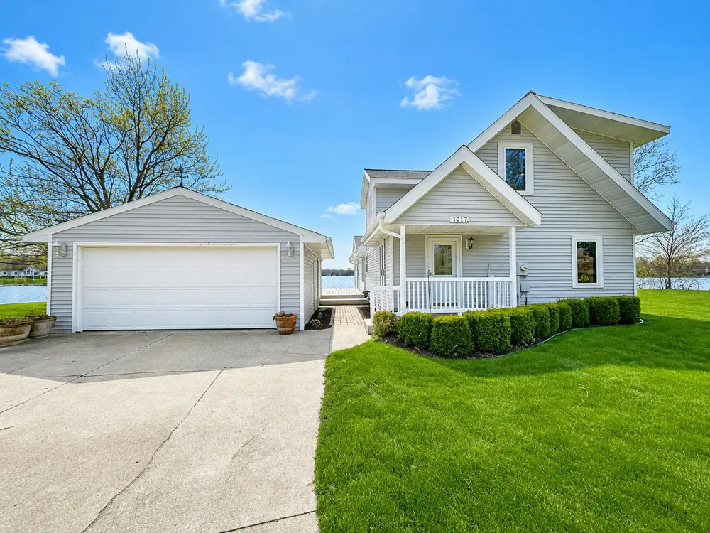 1017 Channel Drive Lake Isabella Village, MI 48893