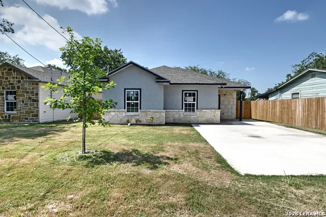 870 W Southcross Blvd San Antonio, TX 78211