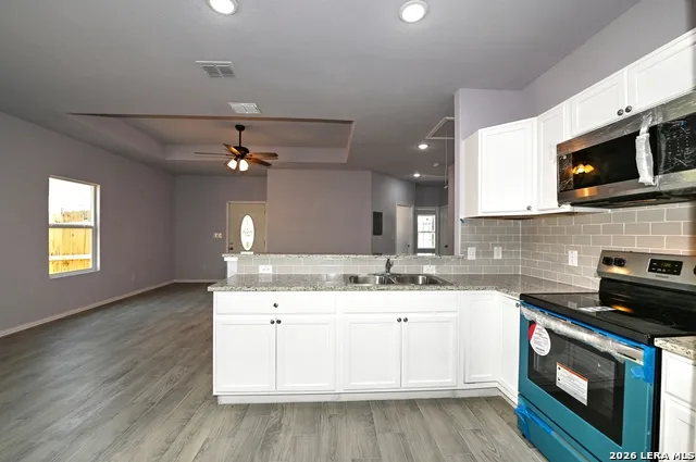 870 W Southcross Blvd San Antonio, TX 78211