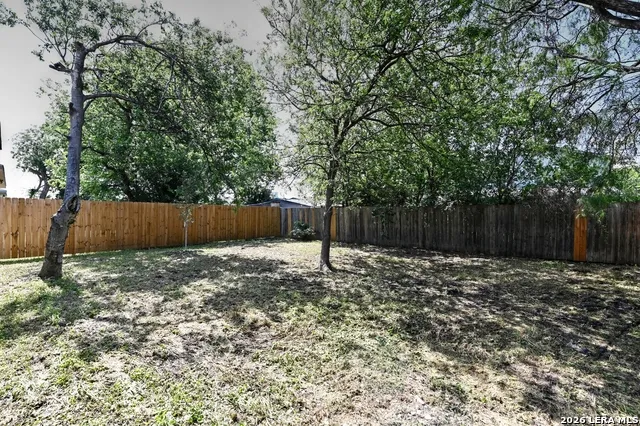870 W Southcross Blvd San Antonio, TX 78211